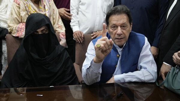 Pakistan’s ex-PM Imran Khan and wife co<em></em>nvicted of marriage law violation